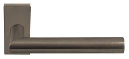 Изображение продукта BASICS LB2-19 Q32G BR дверные ручки на узкой розетке бронза