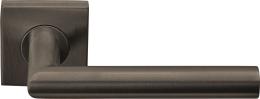 Изображение продукта BASICS LB2-19 BSQR53 BR дверные ручки на розетке бронза