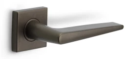 Изображение BASICS LB21H/BSQ BR дверная ручка на розетке