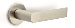 Изображение ARC PBA101-G CH дверная ручка на розетке